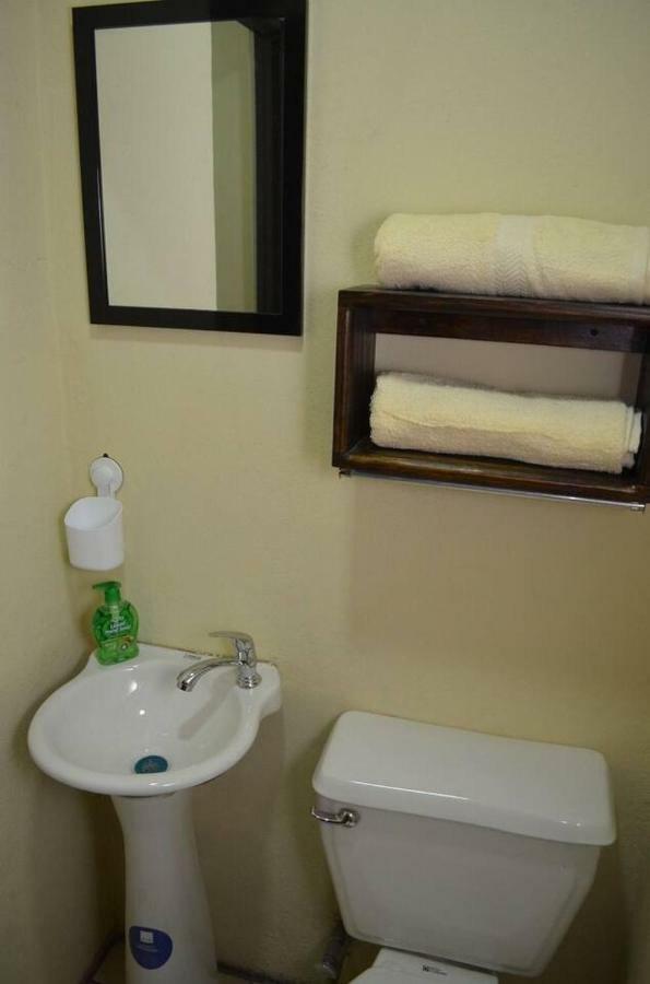 #4 Private Room Close To Airport 阿拉胡埃拉 外观 照片